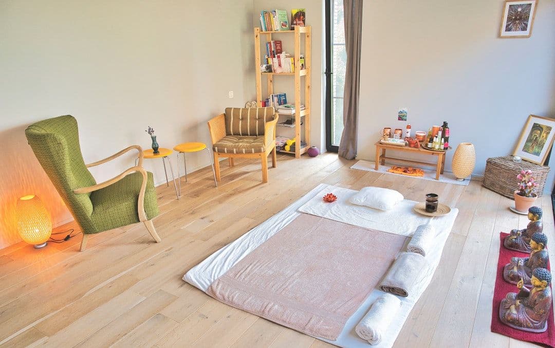 What Happens During a Biodynamic Therapy Session — holistic health
